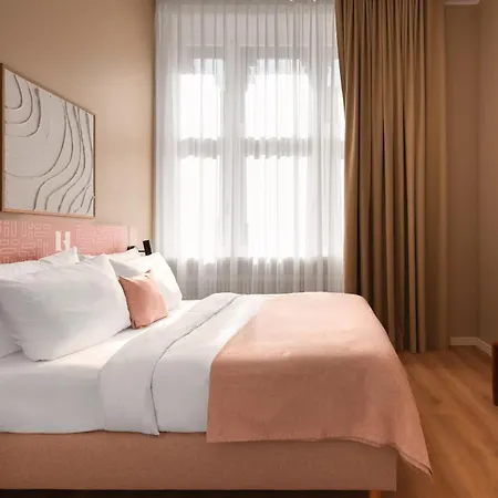 Aparthotel Limehome Balgequartier 3*