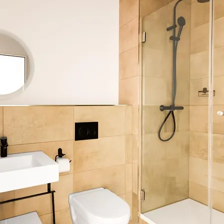 Aparthotel Limehome Balgequartier 3*